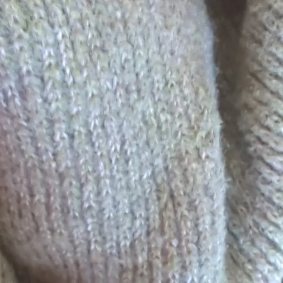 Freya Harper, Wool Blend Shrug Scarf - Picture 3 of 3